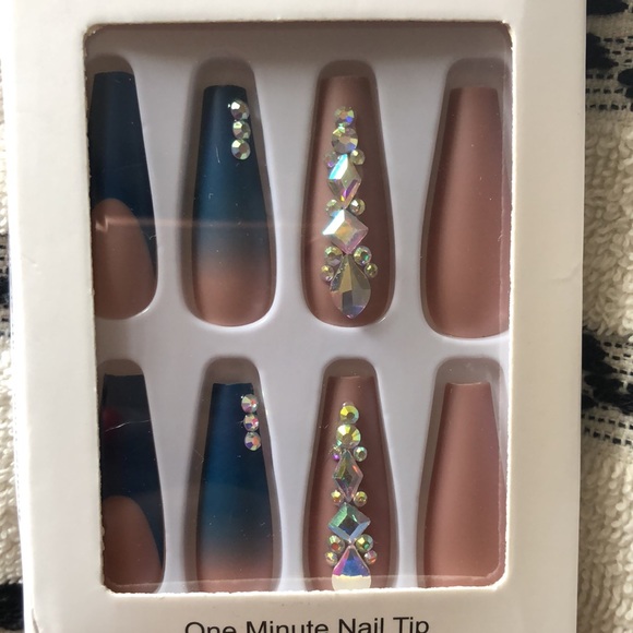 Nails - Picture 14 of 16